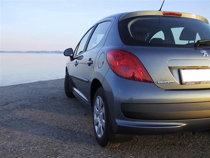 Peugeot 207 billede 8
