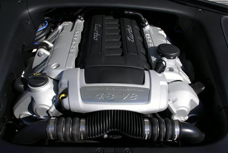 Porsche Cayenne Turbo - Lyden af denne maskine er ren øre guf  :o) billede 11