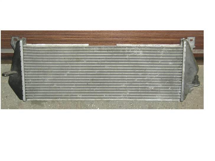 Land Rover defender 90" "projekt" - så blev der sku også købt intercooler hjem, til den gamle land rover. billede 16