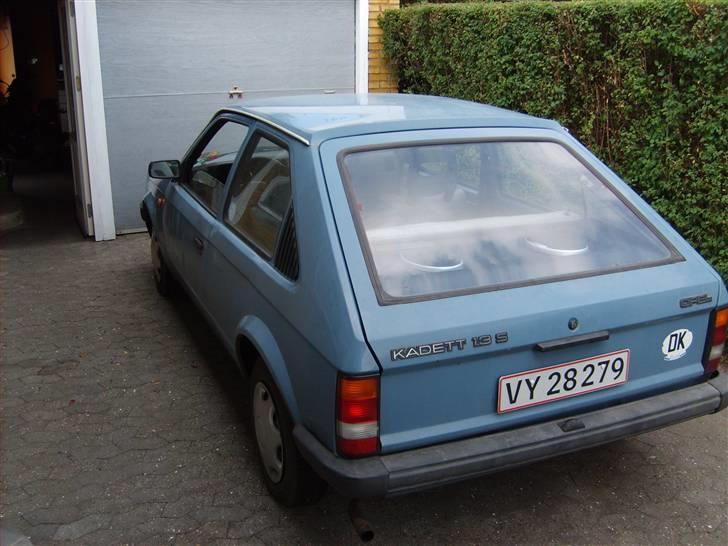 Opel kadett d solgt billede 2