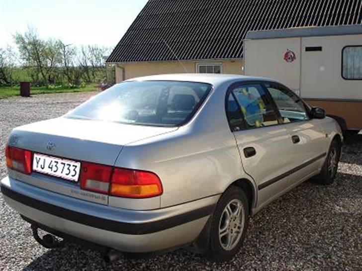 Toyota Carina E GLS *SOLGT* billede 4