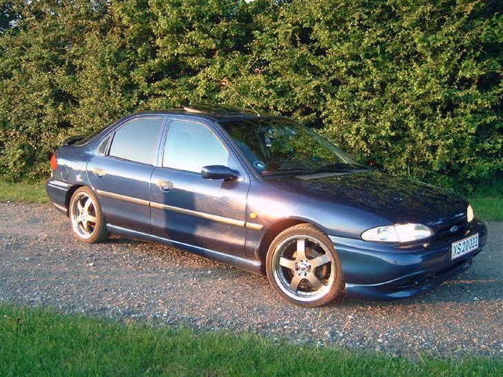 Ford Mondeo celebration billede 9