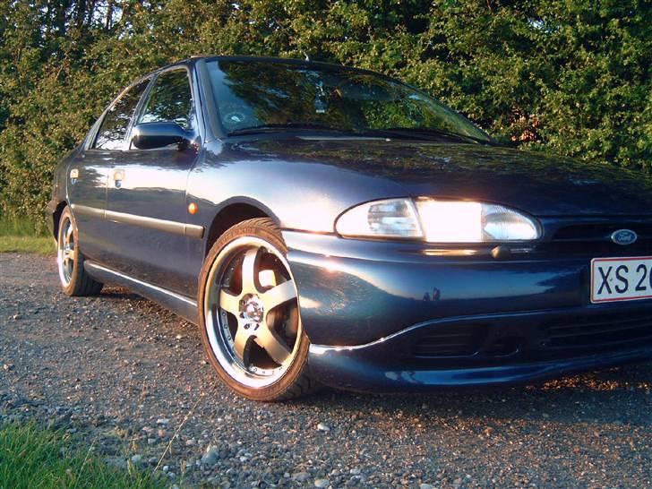 Ford Mondeo celebration billede 12