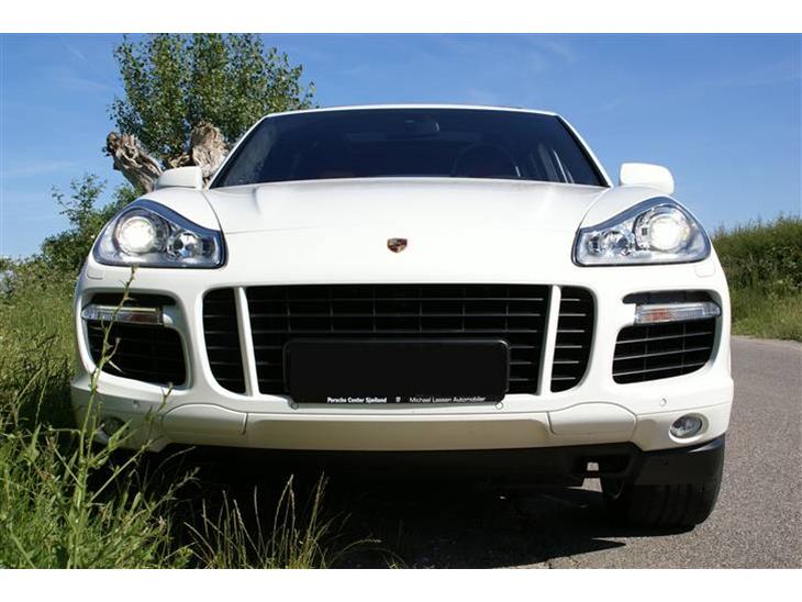 Porsche cayenne turbo 2007