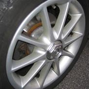 Peugeot 405 mi 16 solgt