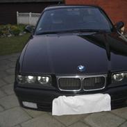 BMW 325i coupe solgt