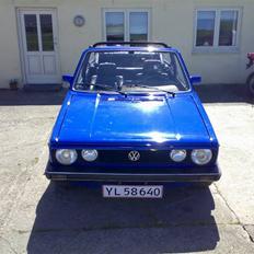 VW Golf 1 Cabrolet solgt