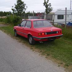 BMW E21 315