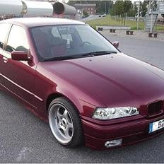 BMW 318I -SOLGT-