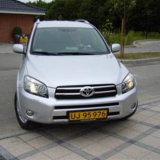 Toyota Rav4 X  2,2 D-4D 177 4x4 
