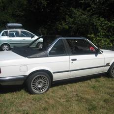BMW                          E30 318i TC BAUR TC2