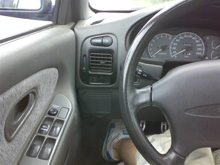 Mitsubishi Lancer 1.6 GLXi billede 6