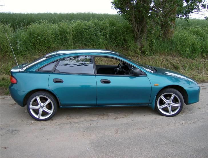 Mazda 323F * R.I.P *  billede 2