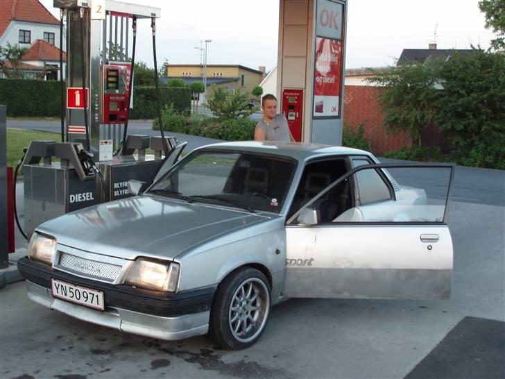 Opel ascona billede 7