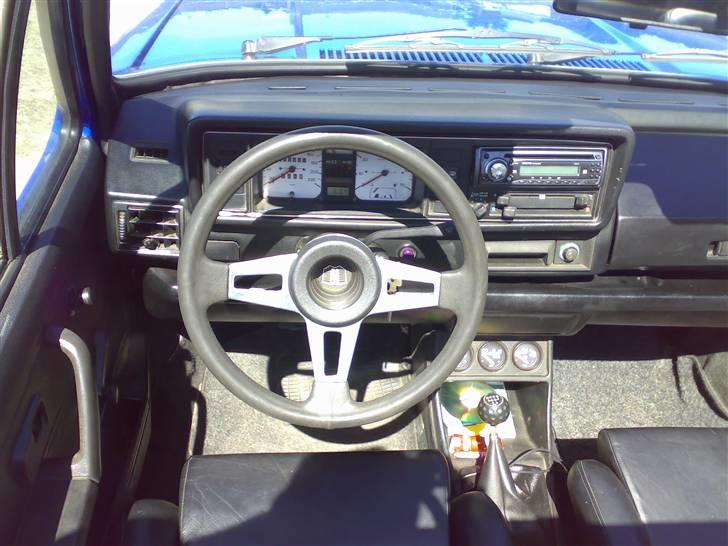 VW Golf 1 Cabrolet solgt billede 4