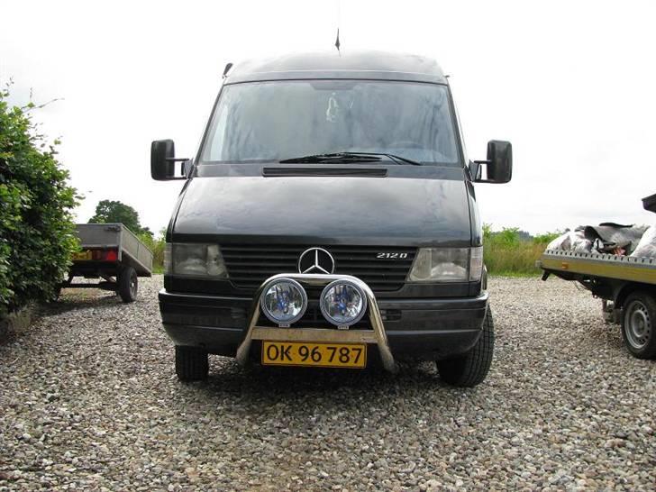 Mercedes Benz Sprinter 212D solt billede 1