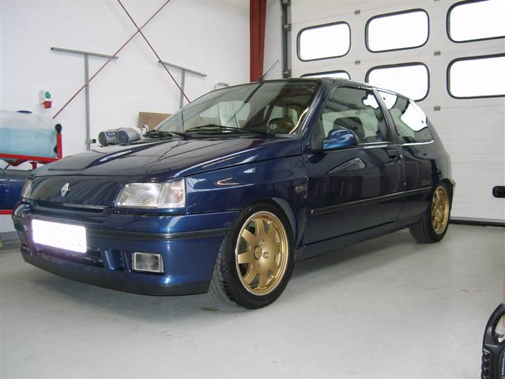 Renault clio williams mk1  - willie i standard dress før afgang til foto billede 18