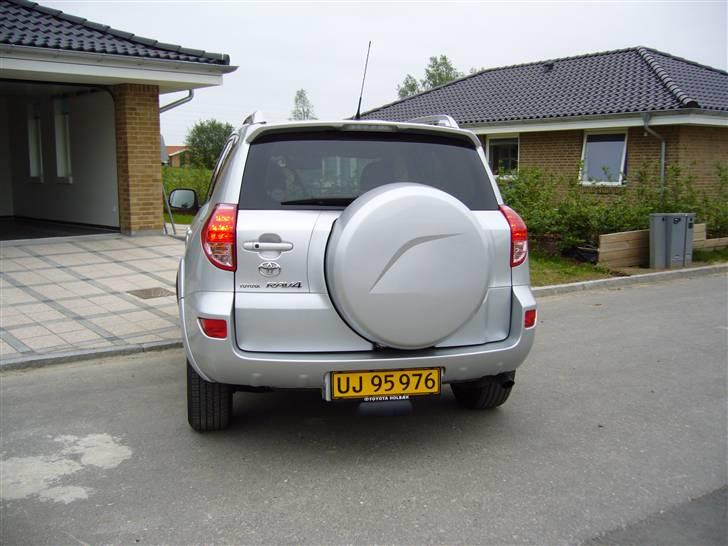 Toyota Rav4 X  2,2 D-4D 177 4x4  billede 9