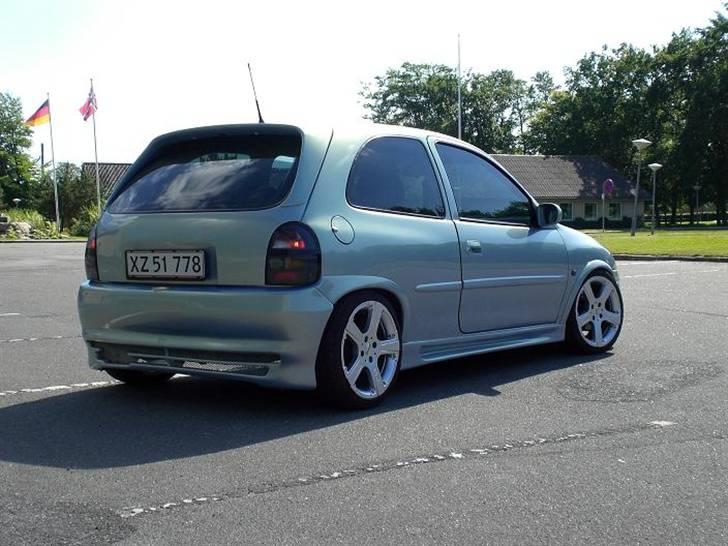 Opel corsa b 1,4 16v sport billede 3