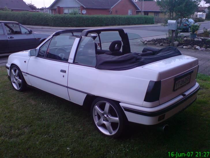 Opel kadett GSi cab solgt billede 2