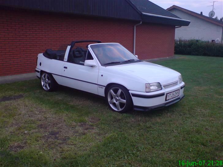 Opel kadett GSi cab solgt billede 3