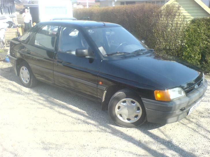 Ford Escort ( SolgT ) billede 10