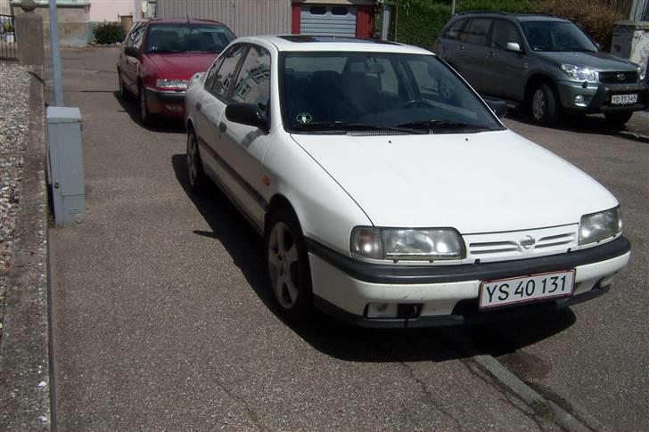 Nissan primera 2,0 slx aut solgt billede 4