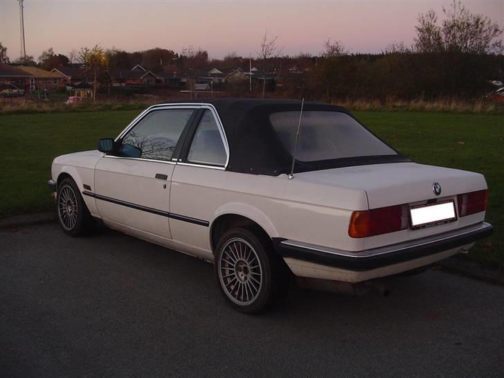 BMW                          E30 318i TC BAUR TC2 billede 5