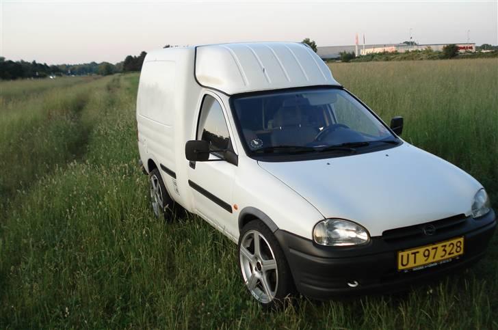 Opel corsa combus SOLGT billede 10