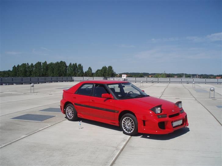 Mazda 323F GT * Solgt* billede 2