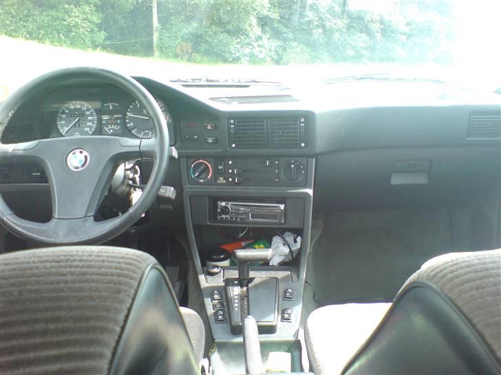 BMW 525e *SOLGT* billede 6