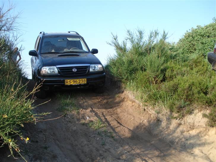 Suzuki Grand Vitara (solgt) billede 2