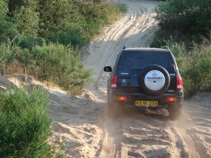 Suzuki Grand Vitara (solgt) billede 4