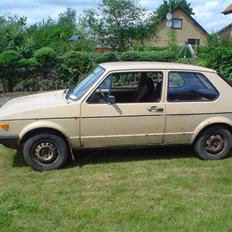VW golf 1 skrottet
