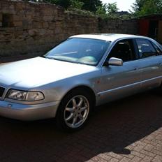 Audi A8 4,2 Quattro