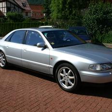 Audi A8 4,2 Quattro