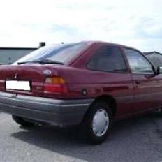Ford escort cl