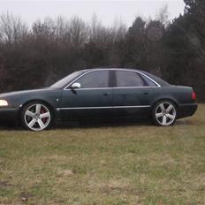 Audi A8  Solgt 