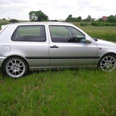 VW golf 3     SOLGT    