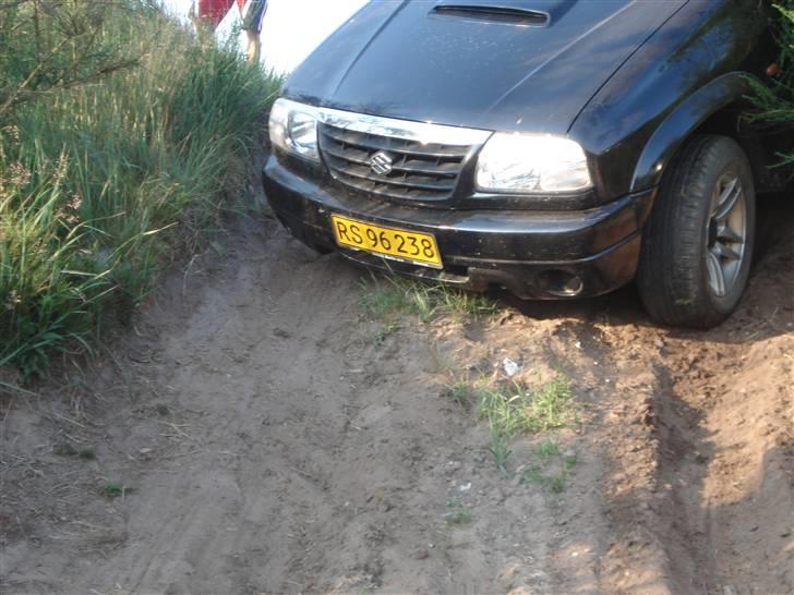 Suzuki Grand Vitara (solgt) billede 10