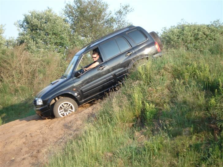 Suzuki Grand Vitara (solgt) billede 12