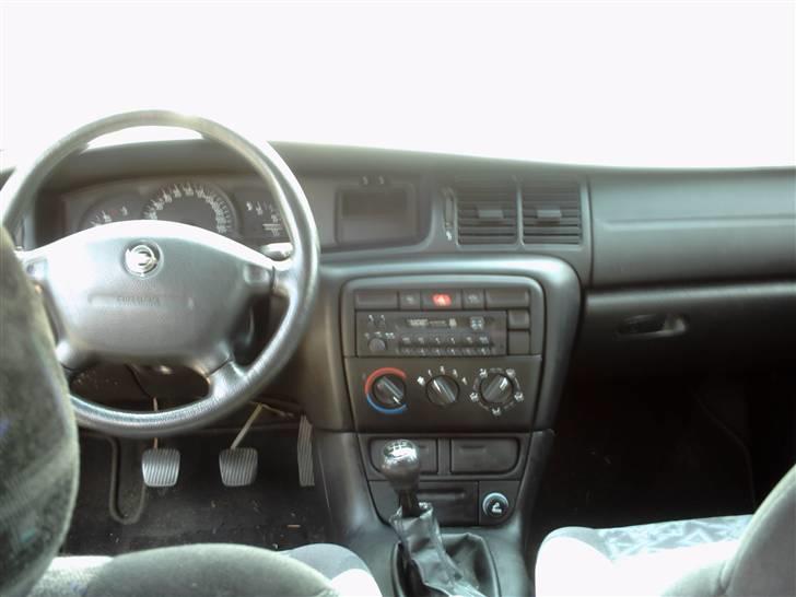 Opel Vectra B St.car  SOLGT billede 4