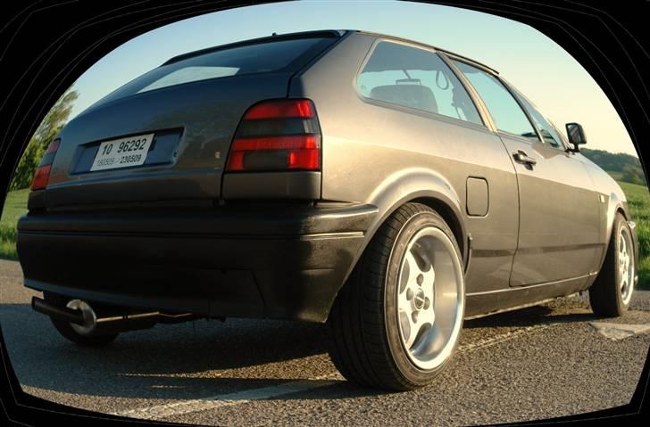 VW Polo 1.3 G40 SOLGT billede 17