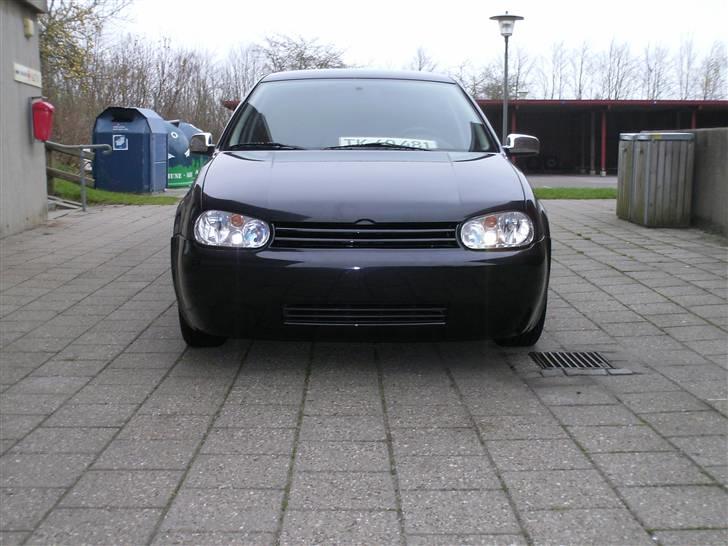 VW Golf 4 (solgt) billede 2