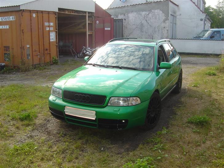 Audi A4 1.8T  "SOLGT" billede 1