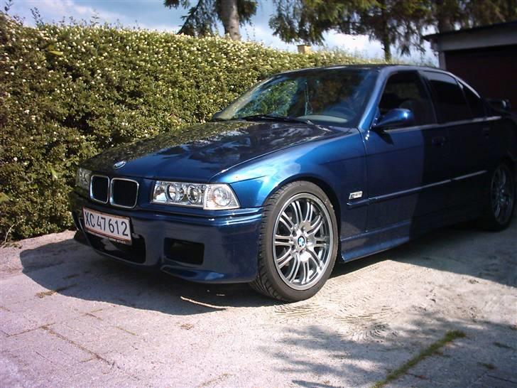 BMW 318i 1,8 billede 10