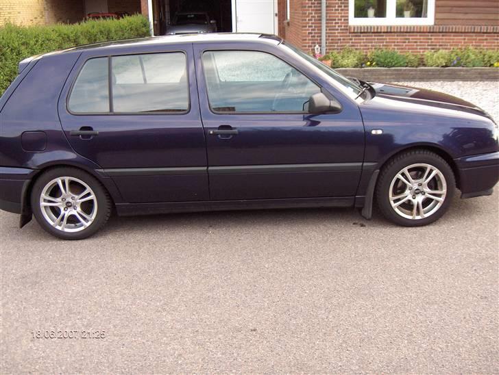 VW 1,8 5d CL Solgt billede 6