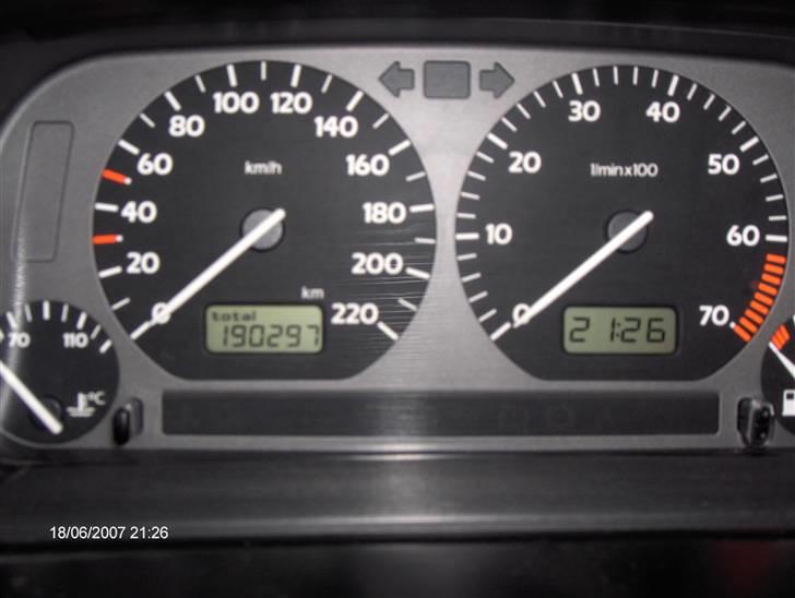 VW 1,8 5d CL Solgt billede 11