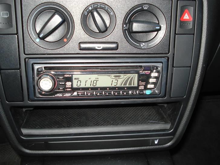 VW Passat v tdi 3b SOLGT billede 4