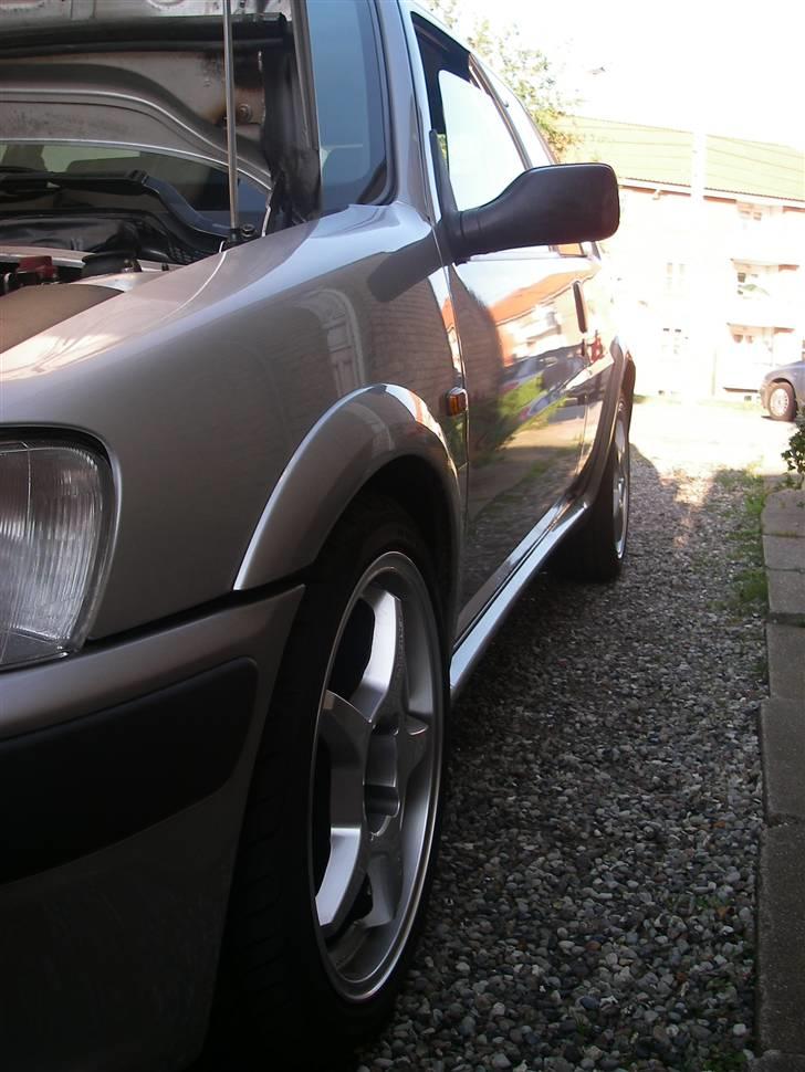 Peugeot 106 GTI billede 8